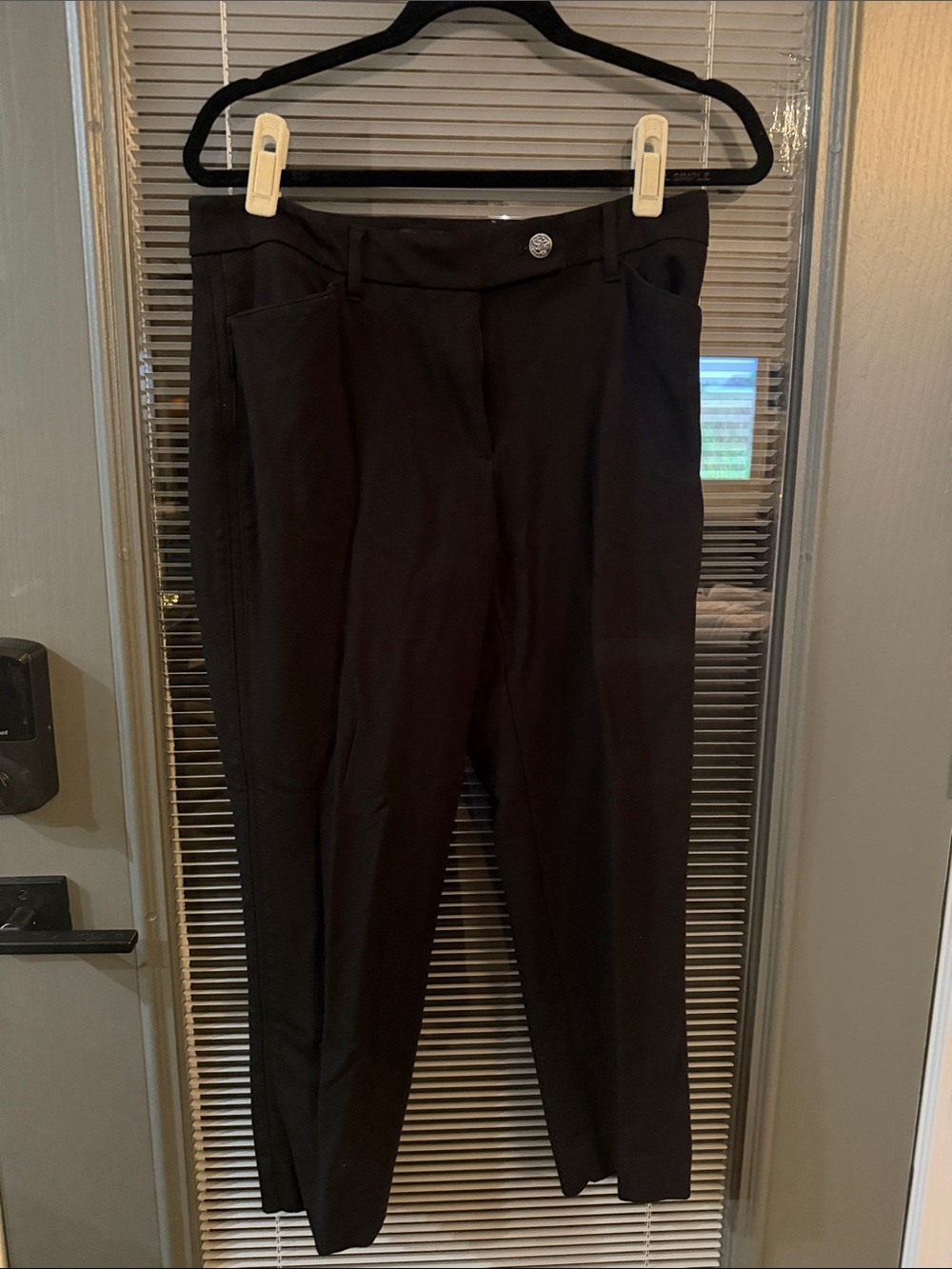 White House Black Market Black Ankle Pants